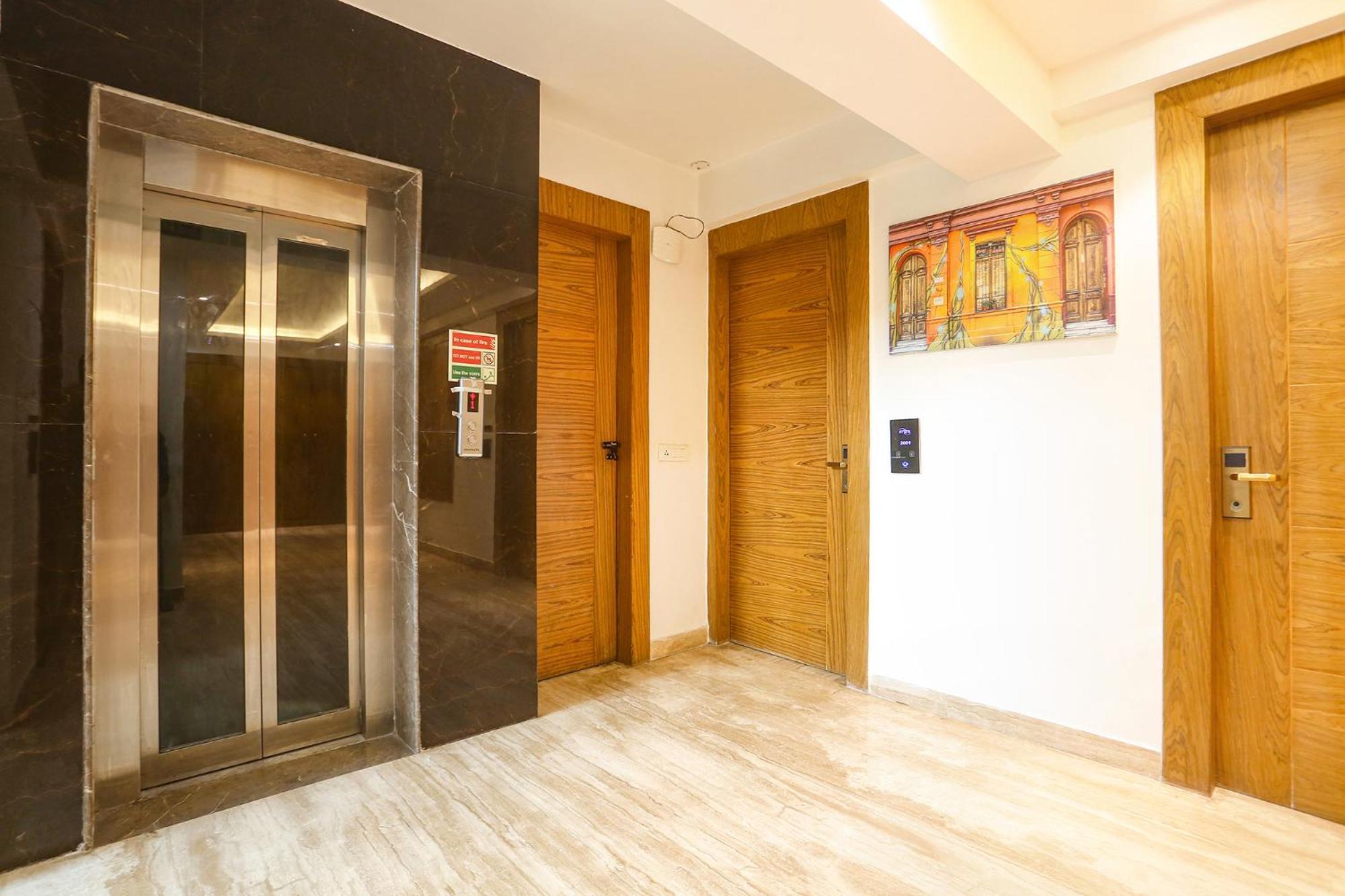Fabhotel Prime Star 17 - Nr Yashobhoomi Convention Centre Дели Экстерьер фото