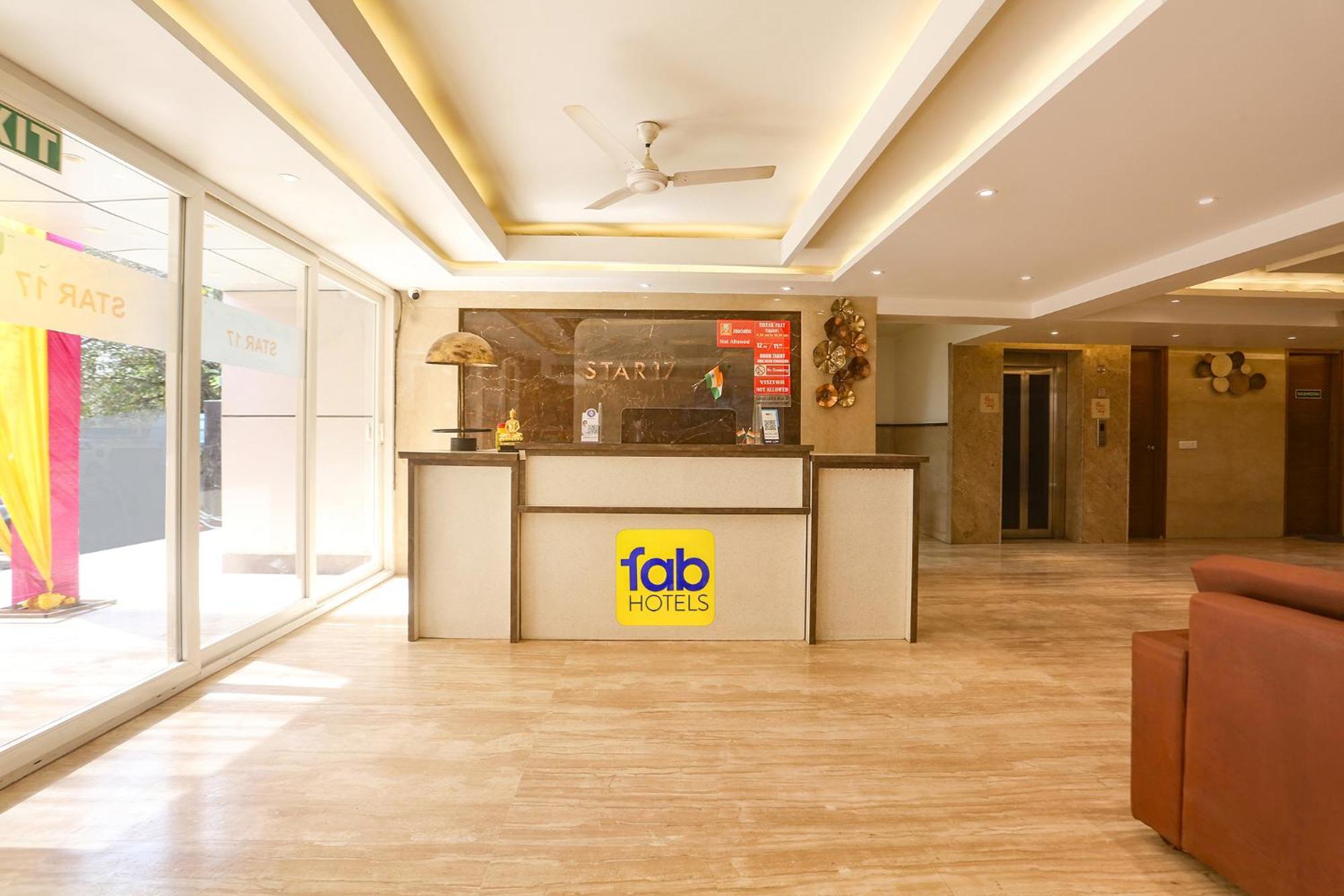 Fabhotel Prime Star 17 - Nr Yashobhoomi Convention Centre Дели Экстерьер фото