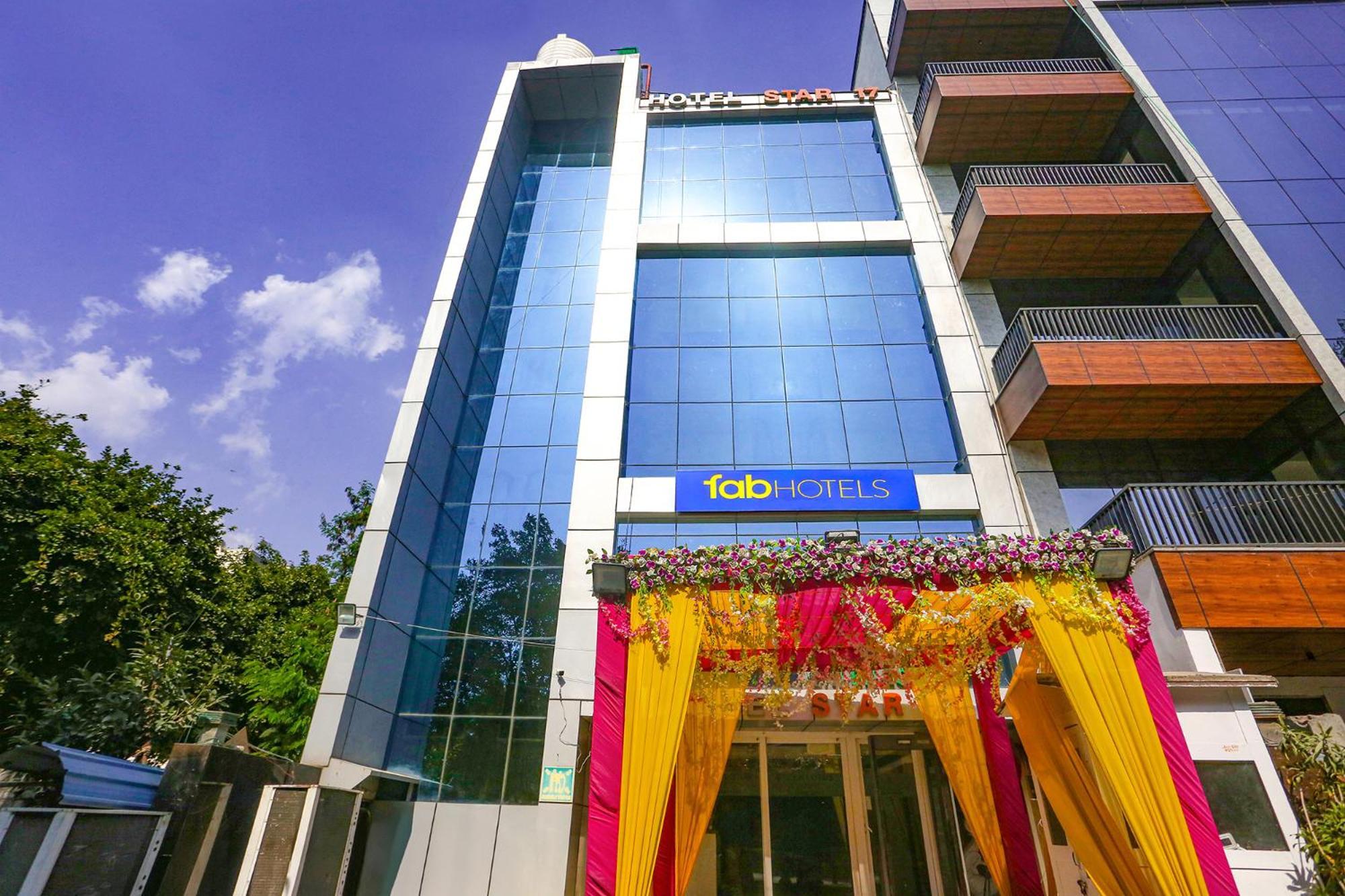 Fabhotel Prime Star 17 - Nr Yashobhoomi Convention Centre Дели Экстерьер фото